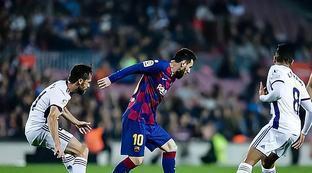 定期向公众 定期向公众