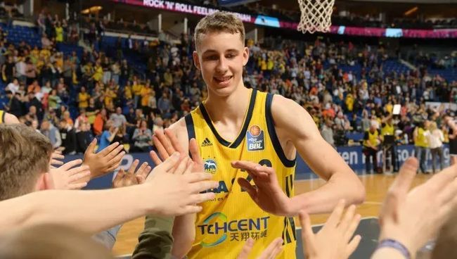 国足赛事的 国足赛事的